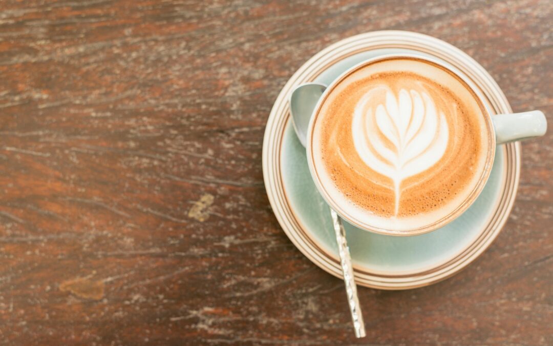 Rekordowe ceny kawy: co to oznacza dla przemysłu i konsumentów?