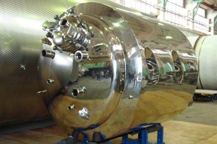 Higiena procesów produkcyjnych a jakość instalacji – dlaczego materiał ma znaczenie